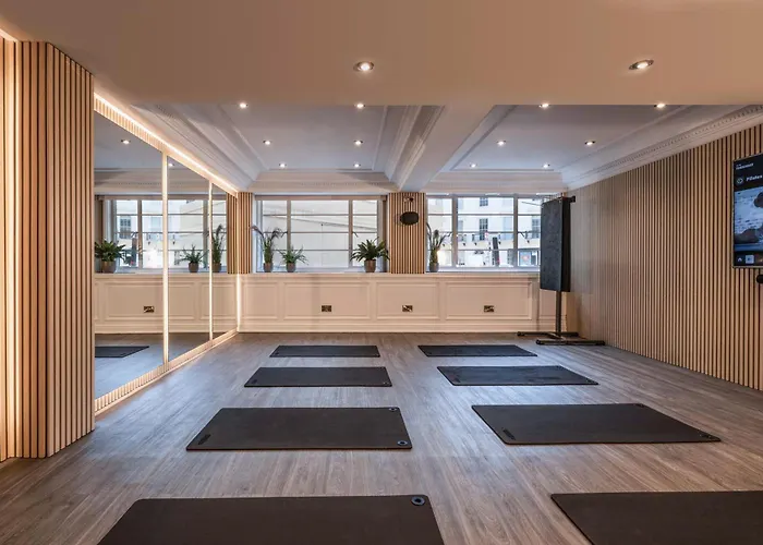 Melia White House Hotel